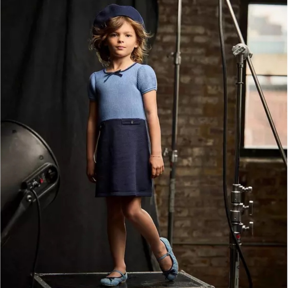 Stylish Blue Kids Dress with Bow Accent